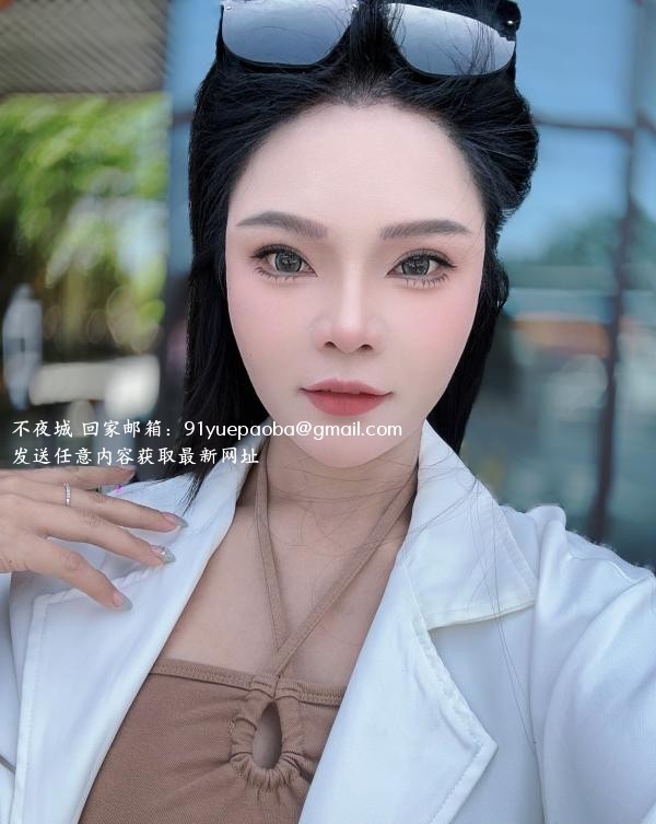 御姐爆乳纹身厌厌