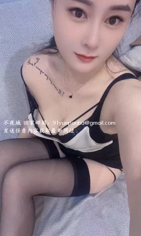长腿静静御姐胸大