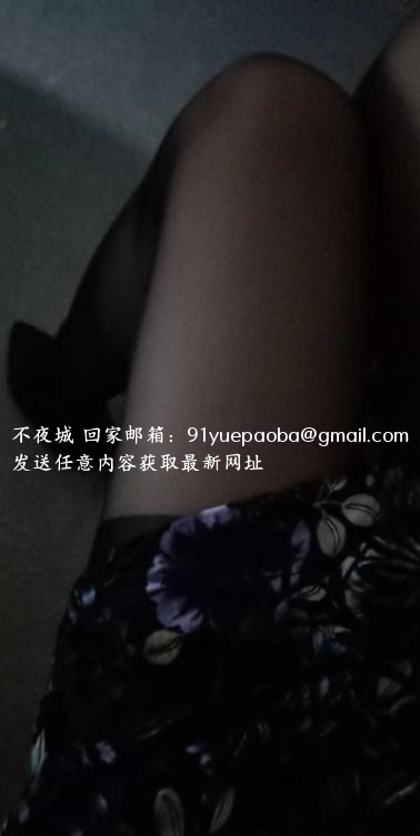 石路附近长腿骚女