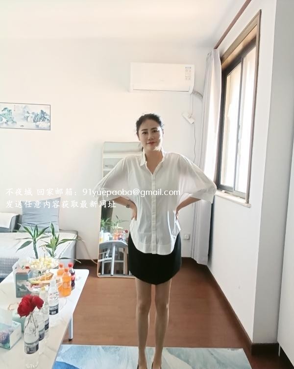 姑苏御姐胸大屁股大