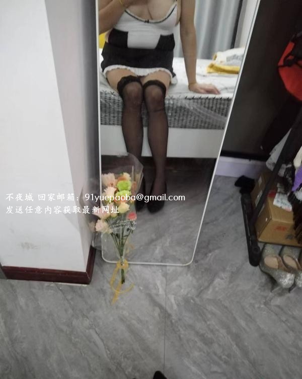 钟楼深喉技术型熟女