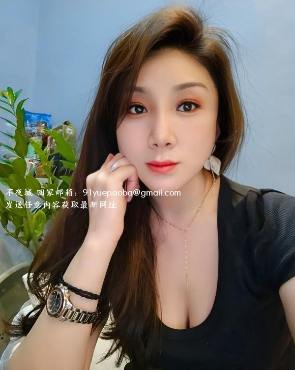 天河性感美少妇