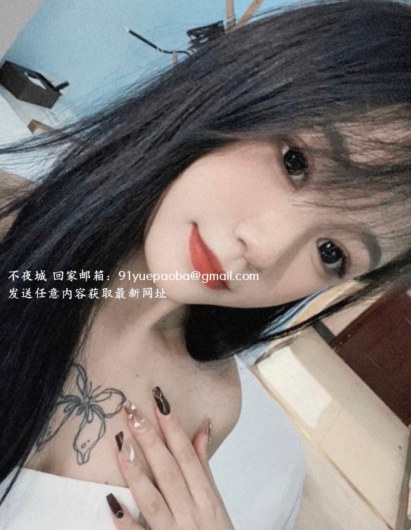 天河乖巧小妹妃妃