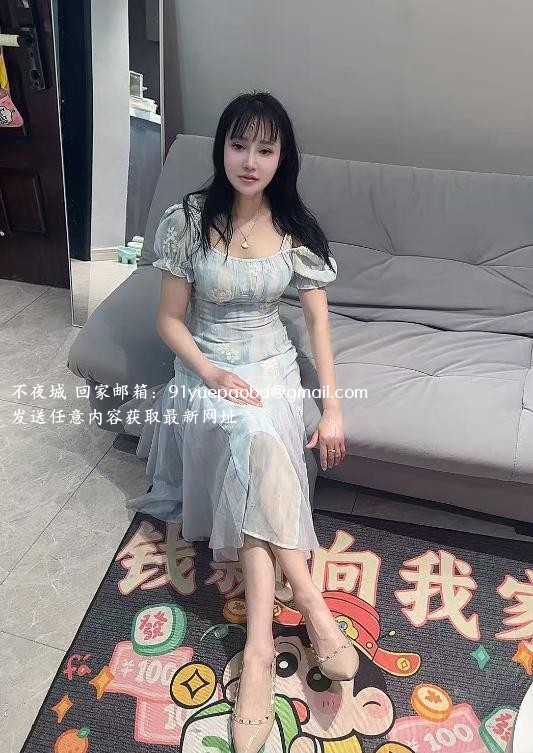 夫子庙美腿少妇