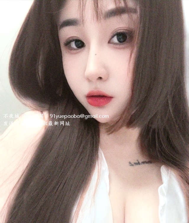 翘臀美腿小骚B
