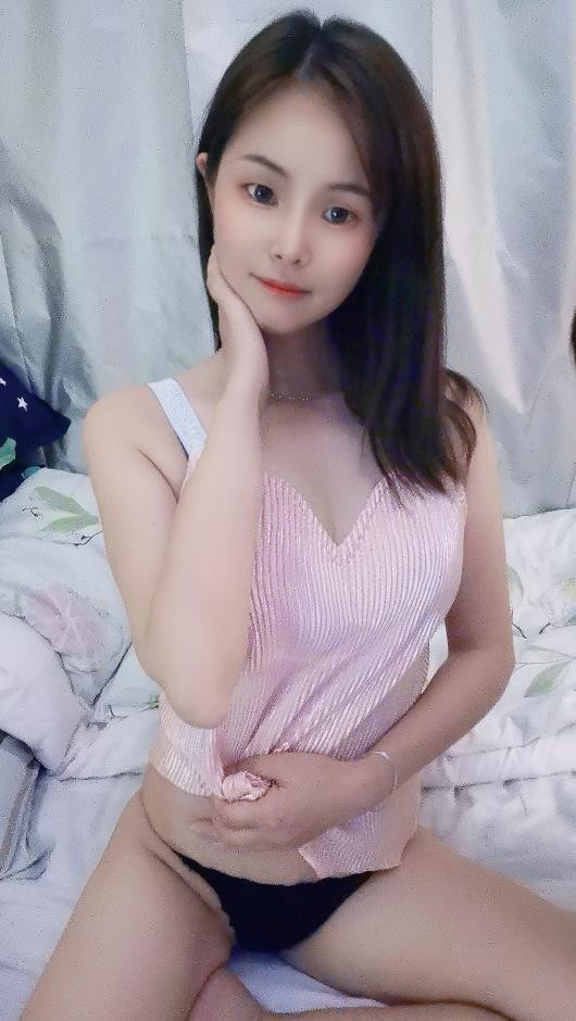 明星脸的美女月亮