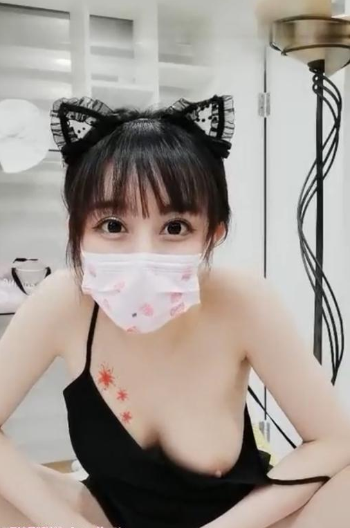 沈阳铁西区白净女孩